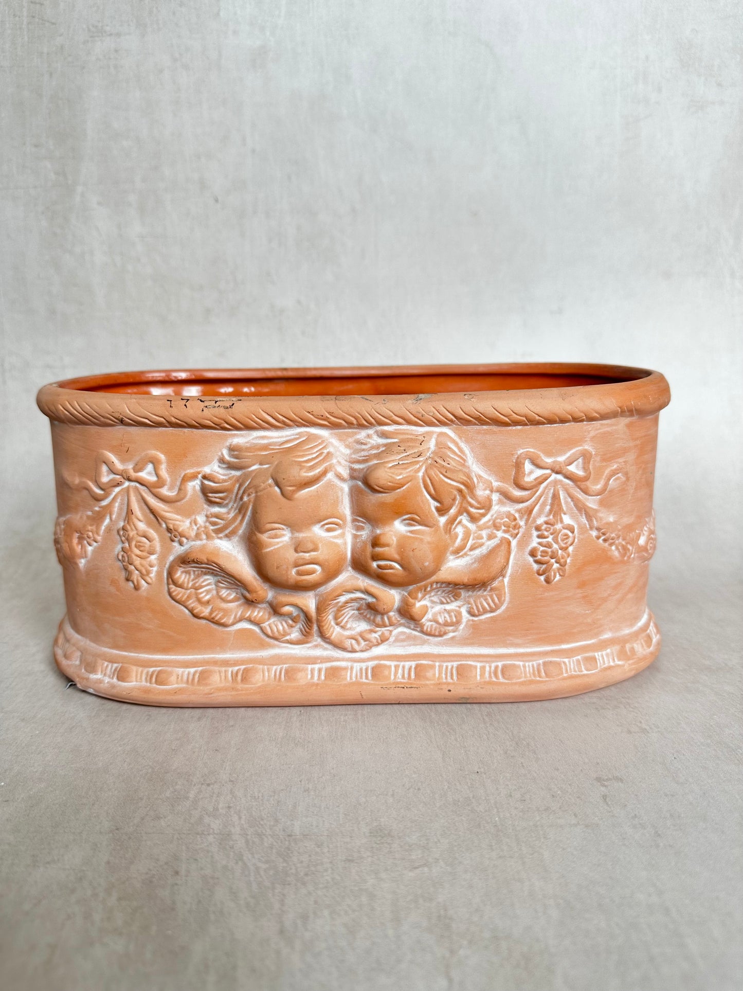 Terracotta Herb/Cachepot with Cherub detail