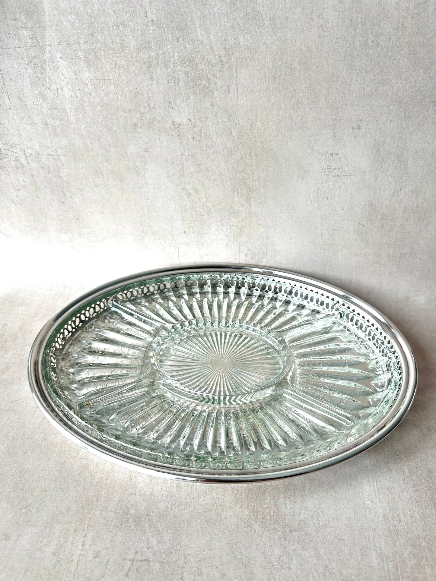 Leonard's Silver Tray with Crystal Dish Insert