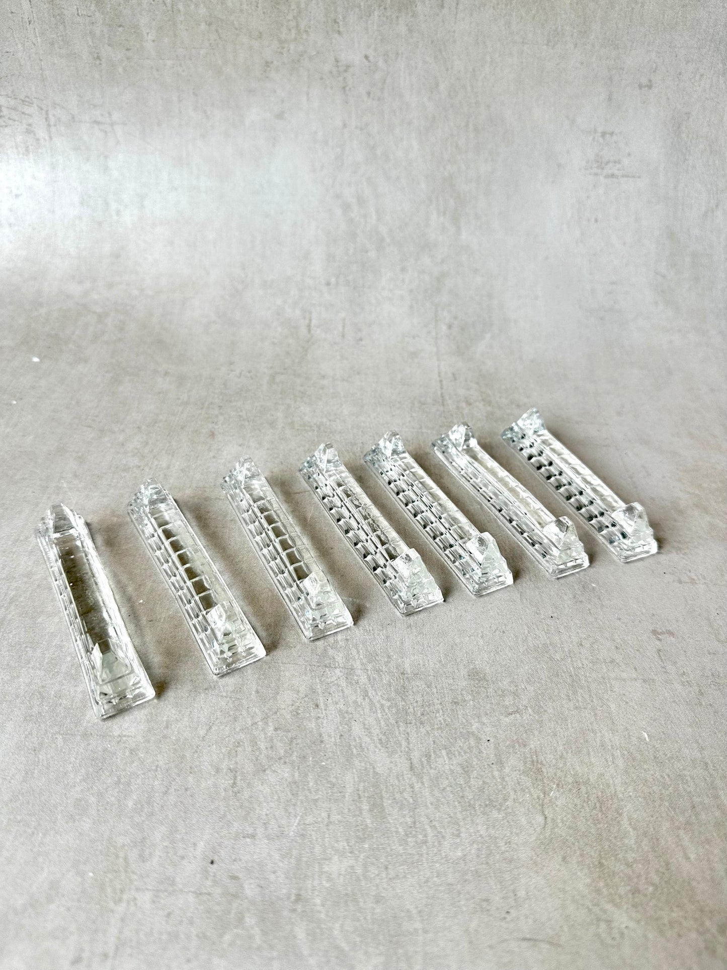 Lot de 5 repose-couteaux torsadés en cristal vintage