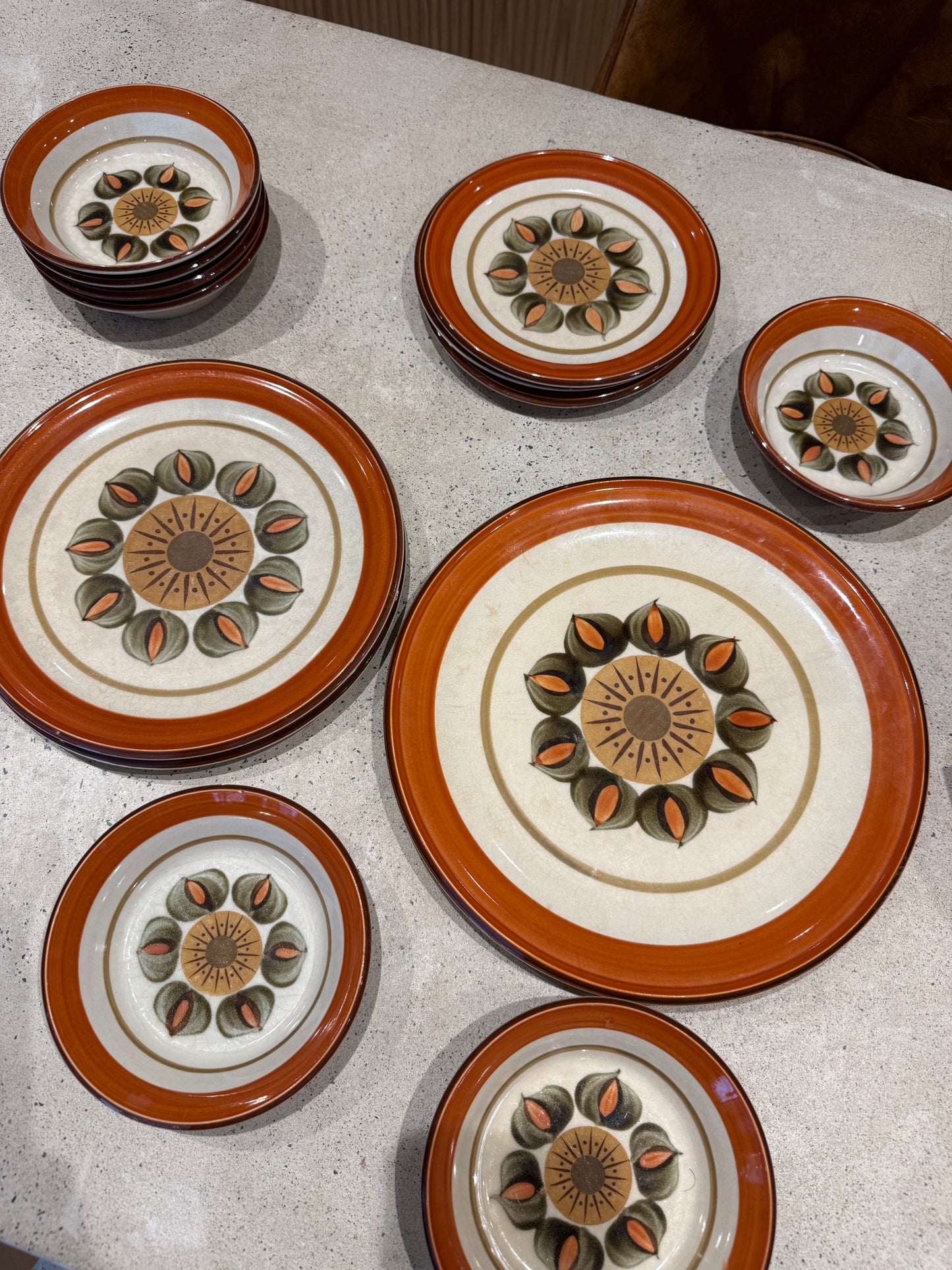 Set of 14 Melba MCM Retro Assorted Dinner set