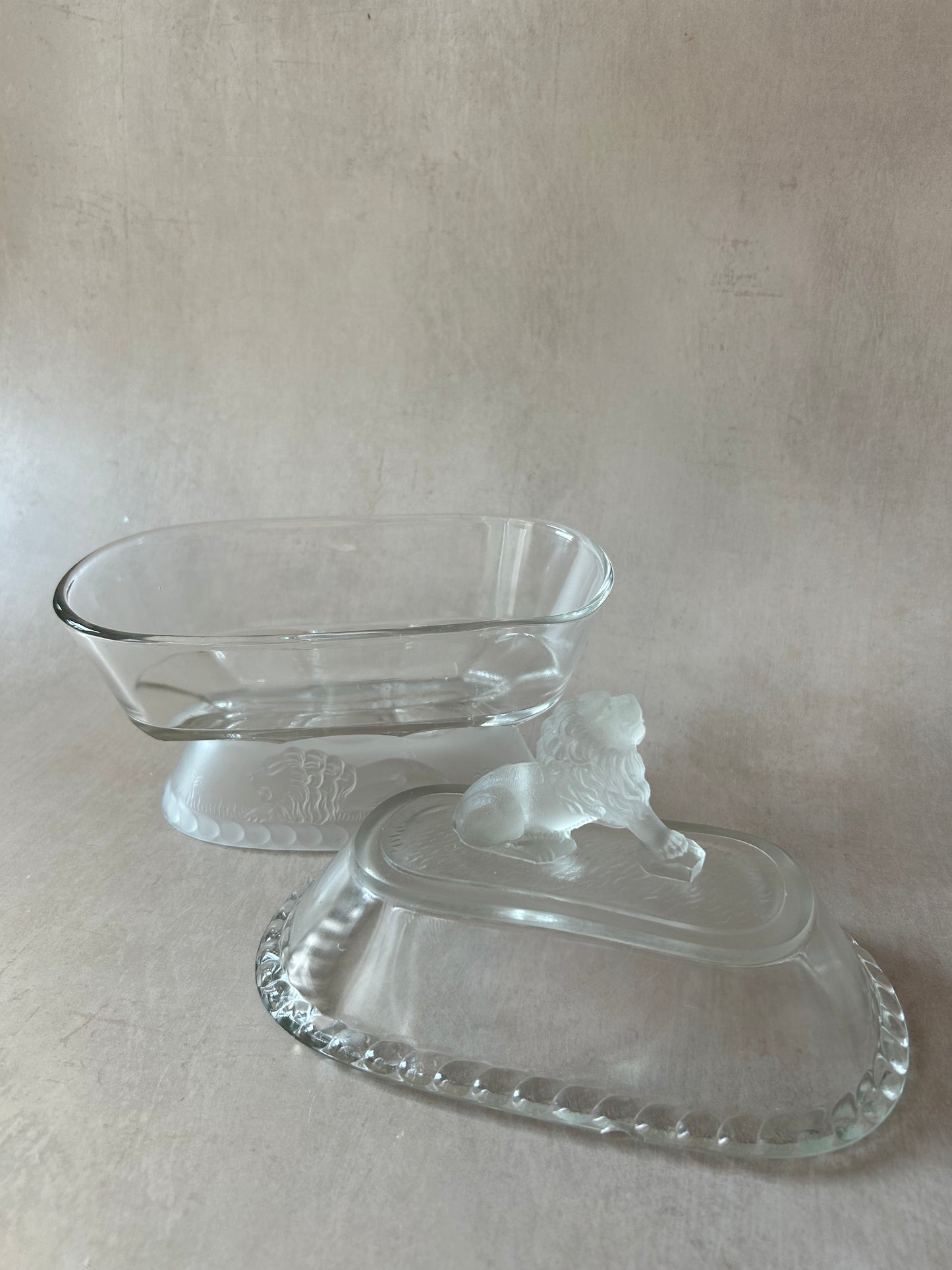 1870s Gillinder and Sons Antique Frosted Lion Glass Compote with Lid