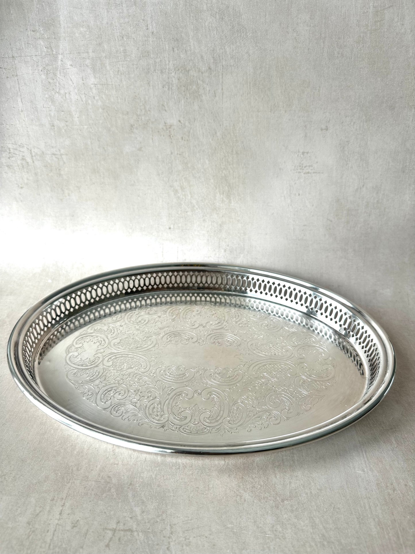 Leonard's Silver Tray with Crystal Dish Insert