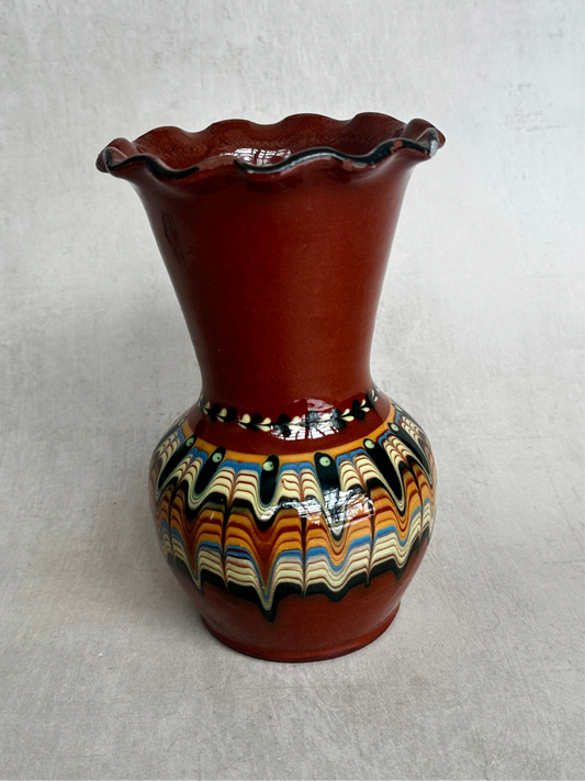 Vase Troyan bulgare inspiré de Missoni 1960 en terre cuite rouge peinte à la main