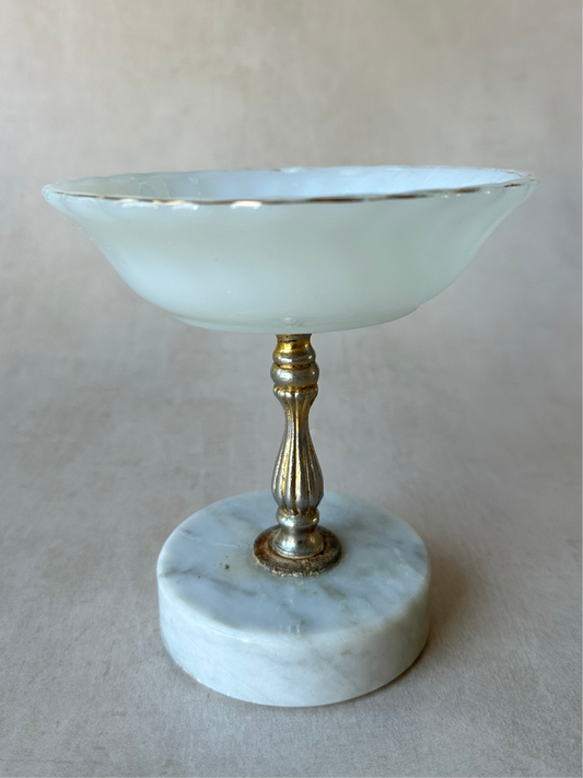 Bol / vase sur pied en verre laiteux