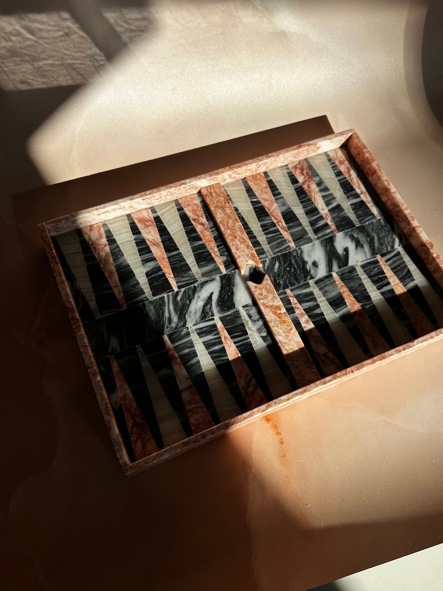 Jeu de backgammon en marbre italien des années 1960