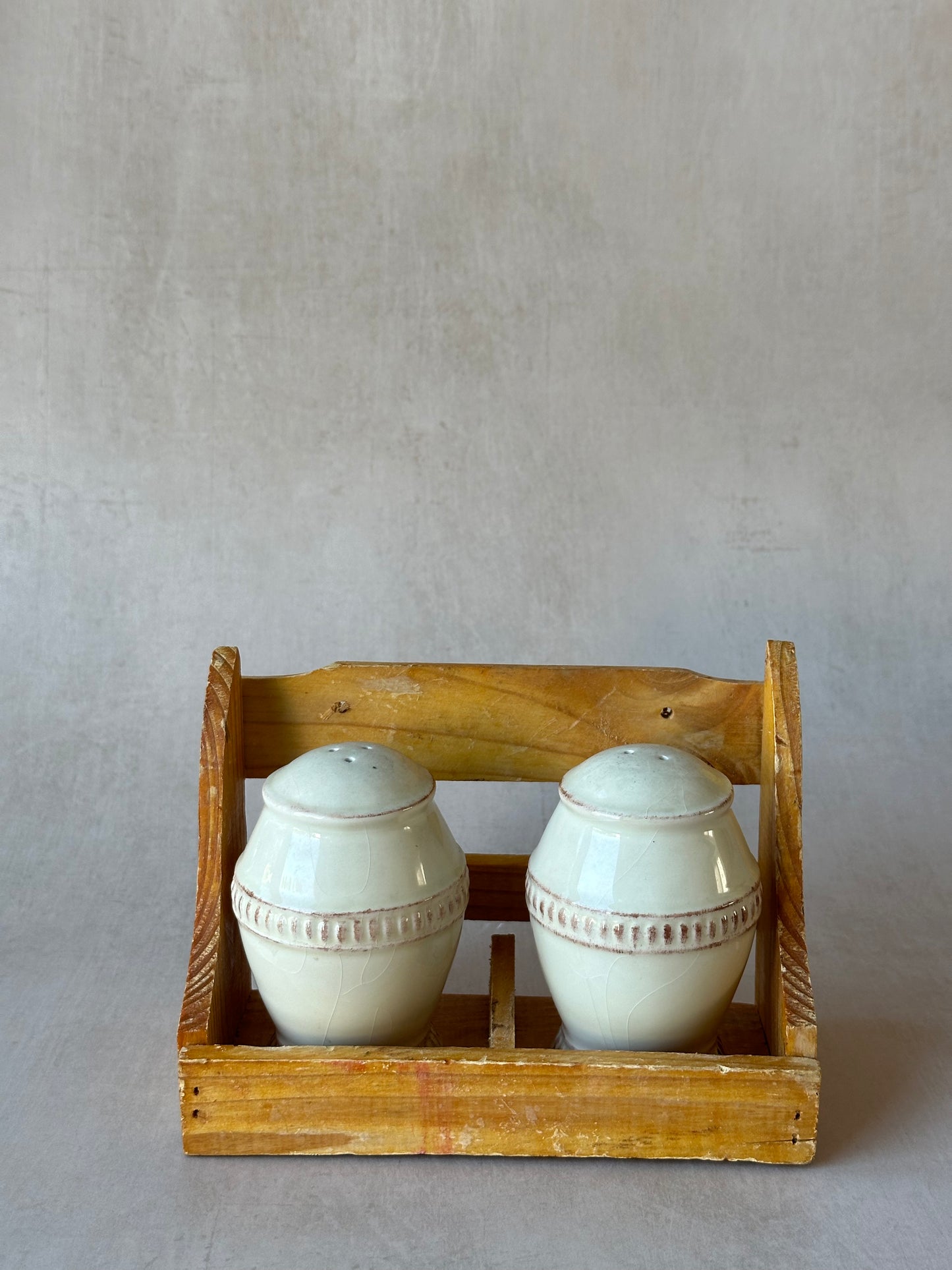 French Country Style Salt and Pepper Shaker