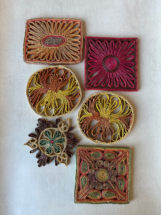 Lot de 6 dessous de plat vintage en raphia coloré "Barcelone"