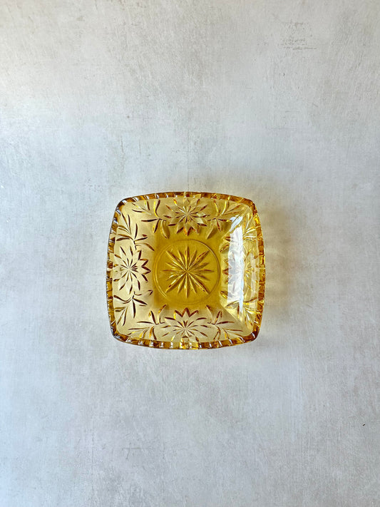 Plat à bijoux carré en verre ambré, cendrier
