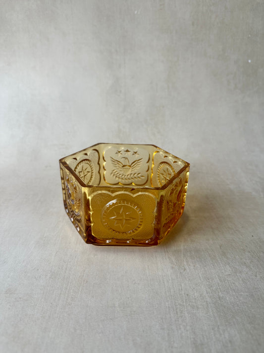 Bol en forme d'hexagone de couleur ambre